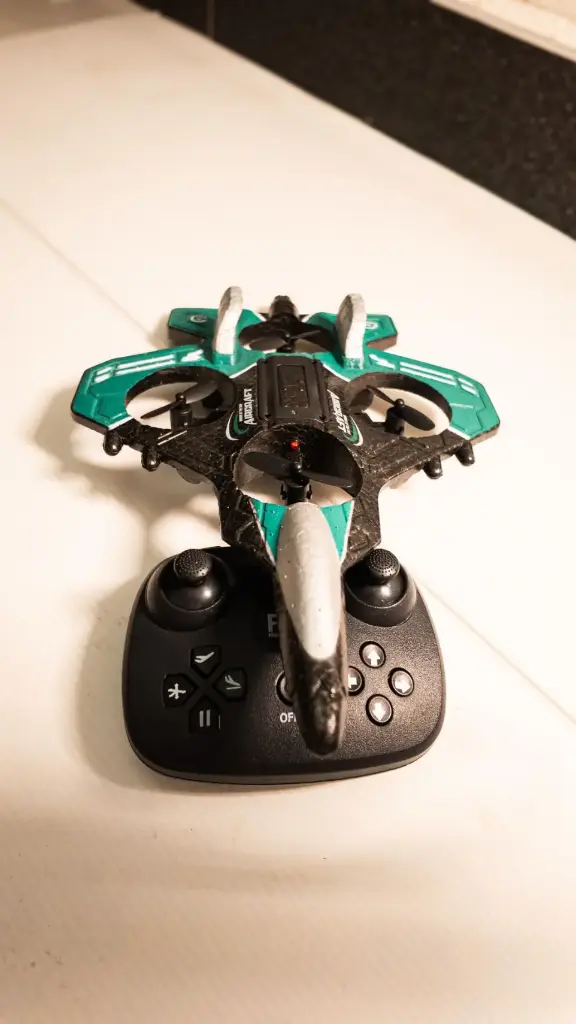 unsplash_QHG_ep2VD4k_diy kit.jpg.jpg.jpg.webp